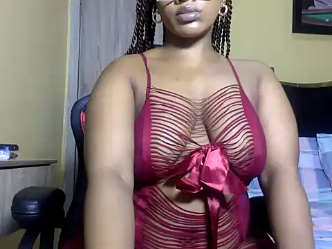 Snapshot of BOOTYBANGER24xx chatting on 06/20/26, 11:35 BOOTYBANGER24xx online show from 06/20/26, 11:35