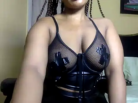 Snapshot of BOOTYBANGER24xx chatting on 07/12/26, 11:12 BOOTYBANGER24xx online show from 07/12/26, 11:12