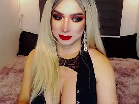 HugeCockDominantXxX online show from 04/18/26, 07:07