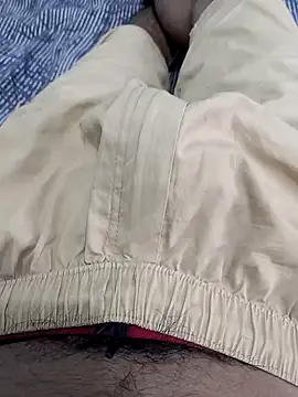 Snapshot of Babyucum4me chatting on 12/06/24, 11:44 Babyucum4me online show from 12/06/24, 11:44