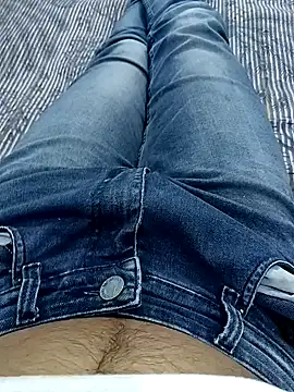 Snapshot of Babyucum4me chatting on 12/08/24, 02:41 Babyucum4me online show from 12/08/24, 02:41