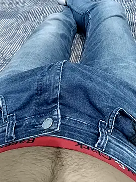 Snapshot of Babyucum4me chatting on 12/08/24, 07:54 Babyucum4me online show from 12/08/24, 07:54