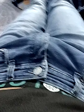 Snapshot of Babyucum4me chatting on 12/09/24, 01:13 Babyucum4me online show from 12/09/24, 01:13