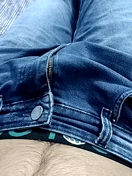 Snapshot of Babyucum4me chatting on 12/09/24, 04:58 Babyucum4me online show from 12/09/24, 04:58