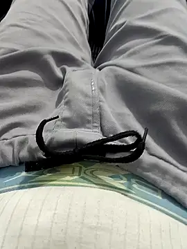 Snapshot of Babyucum4me chatting on 12/26/24, 02:27 Babyucum4me online show from 12/26/24, 02:27