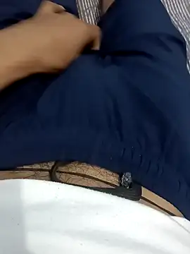 Snapshot of Babyucum4me chatting on 02/07/25, 01:32 Babyucum4me online show from 02/07/25, 01:32