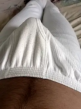 Snapshot of Babyucum4me chatting on 10/07/25, 09:28 Babyucum4me online show from 10/07/25, 09:28