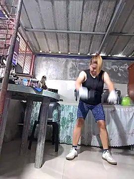 Kariebabe online show from 10/24/25, 12:41