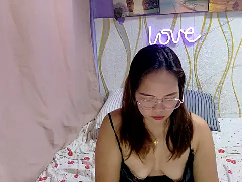 BURBERRY69 online show from 02/24/26, 02:09