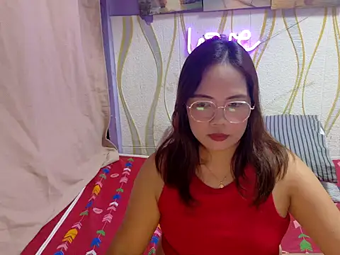 BURBERRY69 online show from 03/02/26, 10:44