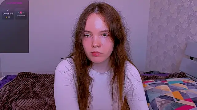 Janie JJ Curvie online show from 04/18/26, 02:48