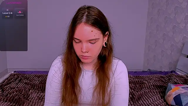 Janie JJ Curvie online show from 04/21/26, 03:46