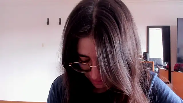 HazelKush online show from 01/15/26, 02:10