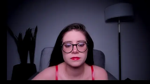 HazelKush online show from 05/12/26, 10:40