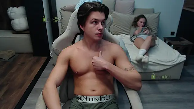 Sunny-Girl1 online show from 11/19/25, 07:14