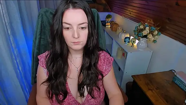 ErinMarshall online show from 11/25/25, 03:34