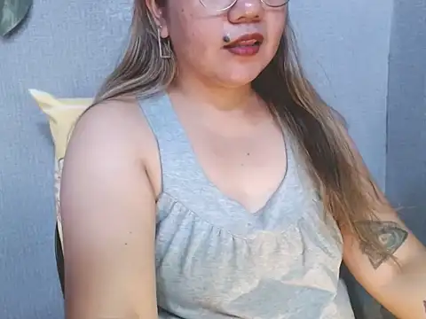 ambersmile online show from 04/21/26, 01:42