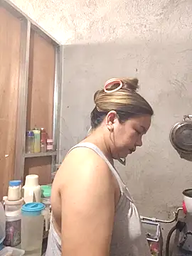 ambersmile online show from 04/21/26, 02:51