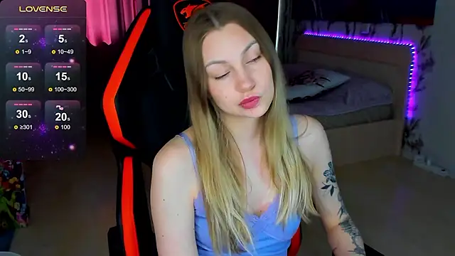 BiMolly online show from 03/23/26, 10:19