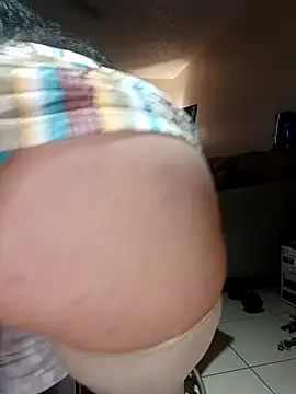 PichyPrettyPussy online show from 10/28/25, 06:43