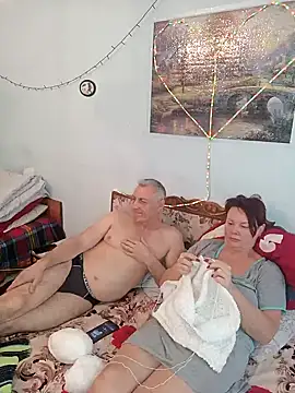  lady red  online show from 12/29/24, 06:03