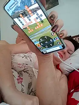  lady red  online show from 03/21/25, 05:43