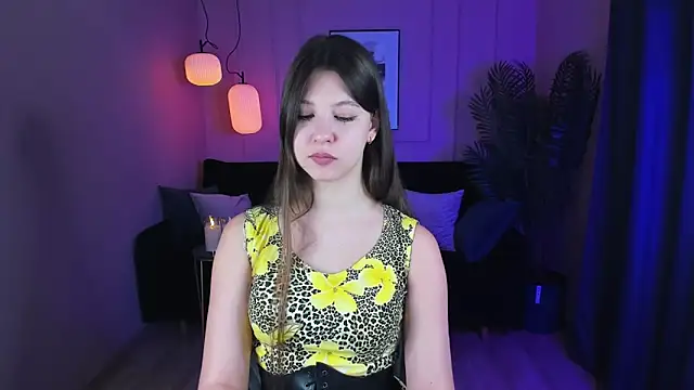 Snapshot of ElizaMild chatting on 01/12/25, 01:05 ElizaMild online show from 01/12/25, 01:05