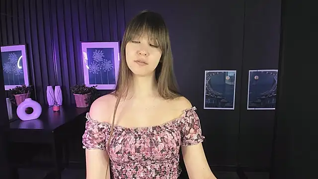 Snapshot of ElizaMild chatting on 02/04/25, 04:39 ElizaMild online show from 02/04/25, 04:39