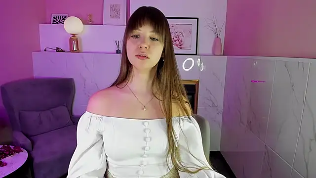 Snapshot of ElizaMild chatting on 02/18/25, 04:26 ElizaMild online show from 02/18/25, 04:26