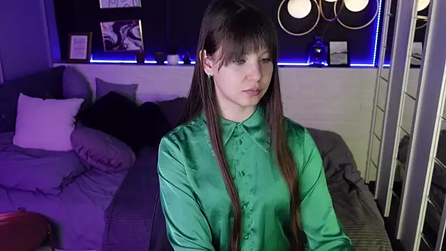 Snapshot of ElizaMild chatting on 02/21/25, 04:48 ElizaMild online show from 02/21/25, 04:48