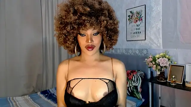 Snapshot of trixxielicious chatting on 01/16/25, 05:11 trixxielicious online show from 01/16/25, 05:11