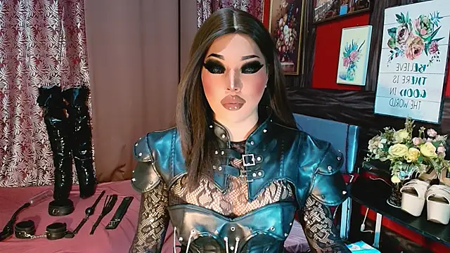 trixxielicious online show from 02/02/26, 03:00