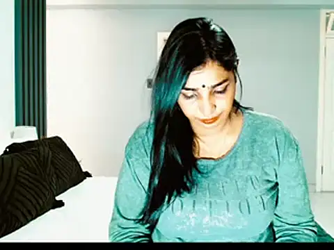 apishkagalmon online show from 10/17/25, 08:11