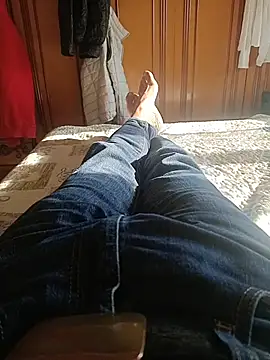 Bobby967 online show from 11/25/25, 09:42