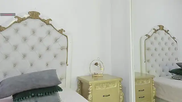Snapshot of Princsgirl_ chatting on 09/18/25, 07:38 Princsgirl online show from 09/18/25, 07:38