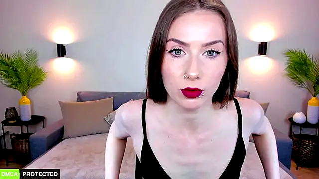 Snapshot of TheWoman__ chatting on 06/05/26, 10:54 TheWoman online show from 06/05/26, 10:54