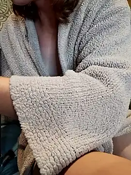 TsSnailGirl69 online show from 10/07/25, 07:05