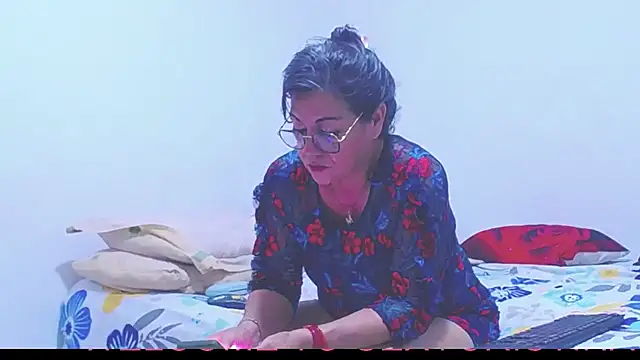 sexycristina 2 online show from 09/23/25, 06:22