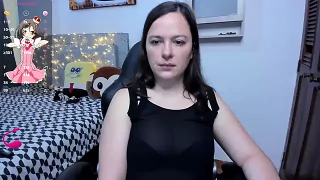 angelaagomez online show from 10/31/25, 06:09