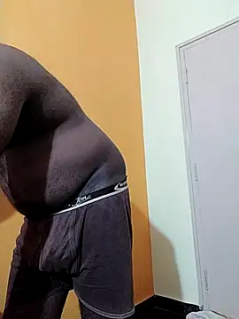 Indianguymohan online show from 11/18/25, 04:44