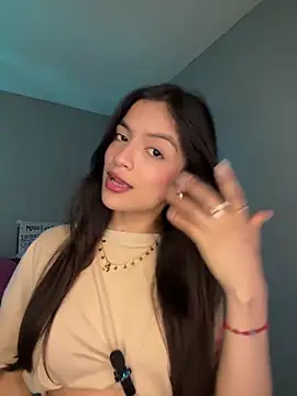 Snapshot of Sammy_pink chatting on 03/05/25, 12:05 Sammy pink online show from 03/05/25, 12:05