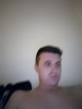 Snapshot of MrNoBoDy000 chatting on 09/13/25, 06:02 MrNoBoDy000 online show from 09/13/25, 06:02