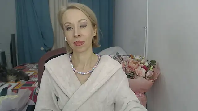 Snapshot of LuxuryNika chatting on 01/25/25, 07:39 LuxuryNika online show from 01/25/25, 07:39