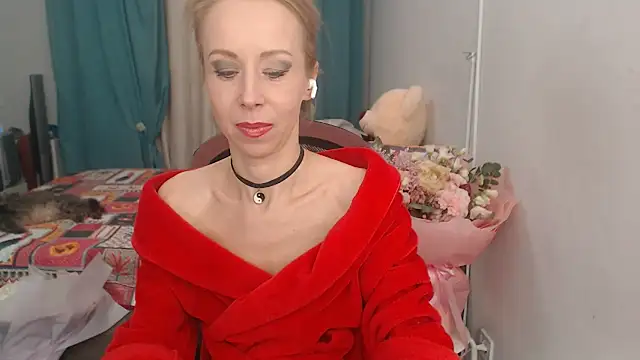 Snapshot of LuxuryNika chatting on 01/29/25, 03:15 LuxuryNika online show from 01/29/25, 03:15