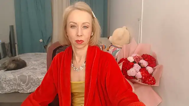 Snapshot of LuxuryNika chatting on 02/03/25, 05:14 LuxuryNika online show from 02/03/25, 05:14