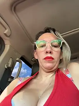 Gatitacarlita online show from 04/05/26, 04:37