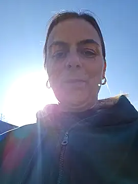 IsabelleCraft online show from 03/22/25, 07:47