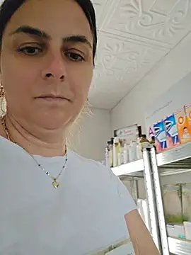 Snapshot of IsabelleCraft chatting on 05/01/26, 11:37 IsabelleCraft online show from 05/01/26, 11:37