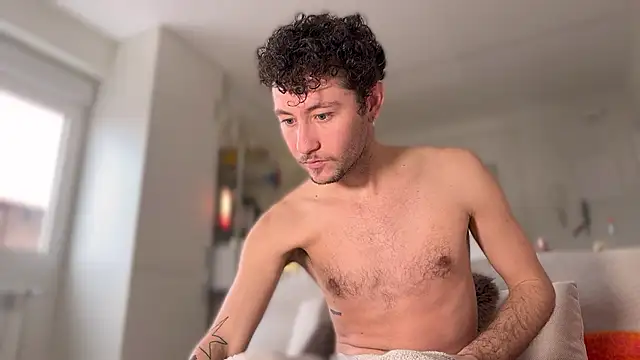 Snapshot of Harry_Jen chatting on 01/20/25, 09:13 Harry Jen online show from 01/20/25, 09:13