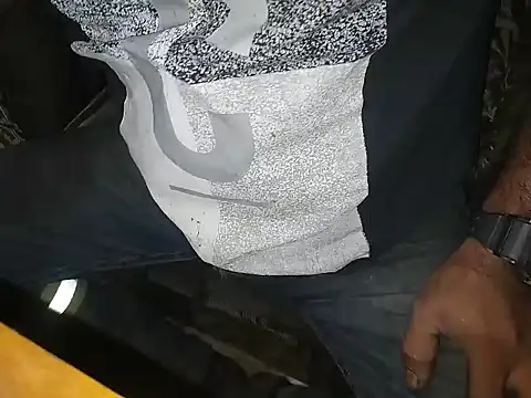 Snapshot of robertocastillo-2017 chatting on 09/30/25, 05:12 robertocastillo-2017 online show from 09/30/25, 05:12